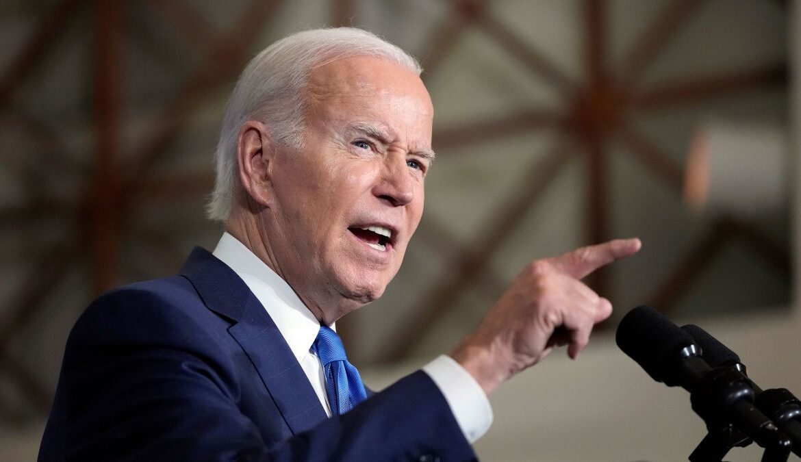 Biden prepares for "two horrible years" if Republicans take control of Congress